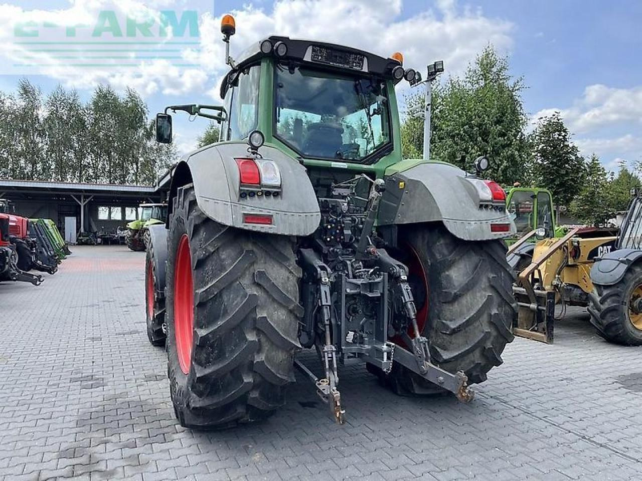 Traktor Fendt 824 vario: das Bild 7