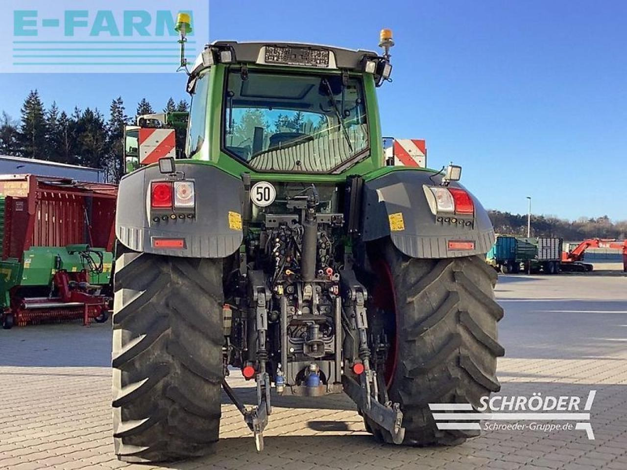 Fendt 824 vario s4 profi plus ProfiPlus - Traktor: das Bild 4 Fendt 824 vario s4 profi plus ProfiPlus - Traktor: das Bild 4