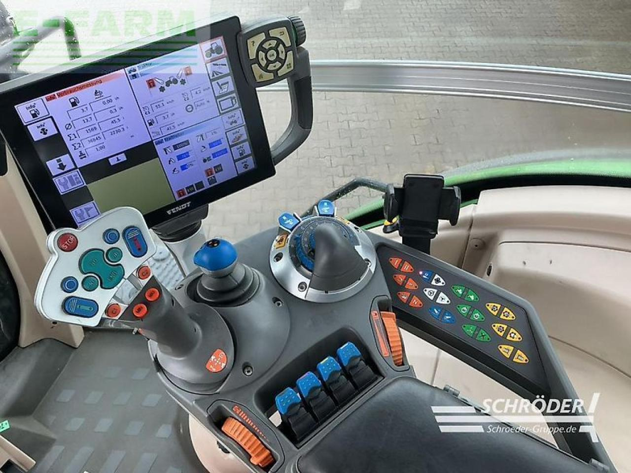 Fendt 828 s4 profi plus - Traktor: das Bild 4 Fendt 828 s4 profi plus - Traktor: das Bild 4