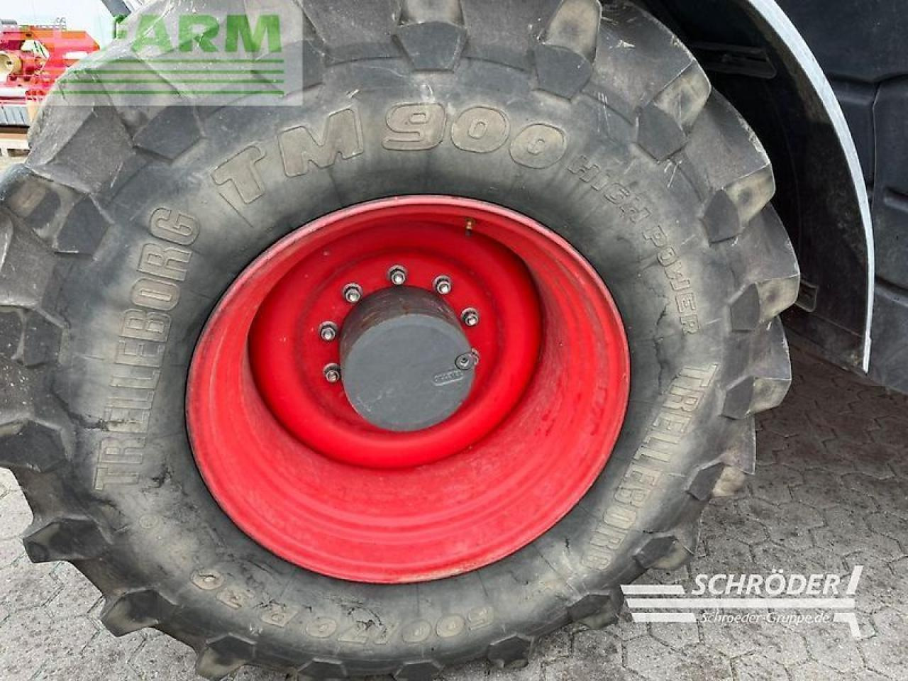 Fendt 828 s4 profi plus - Traktor: das Bild 2 Fendt 828 s4 profi plus - Traktor: das Bild 2