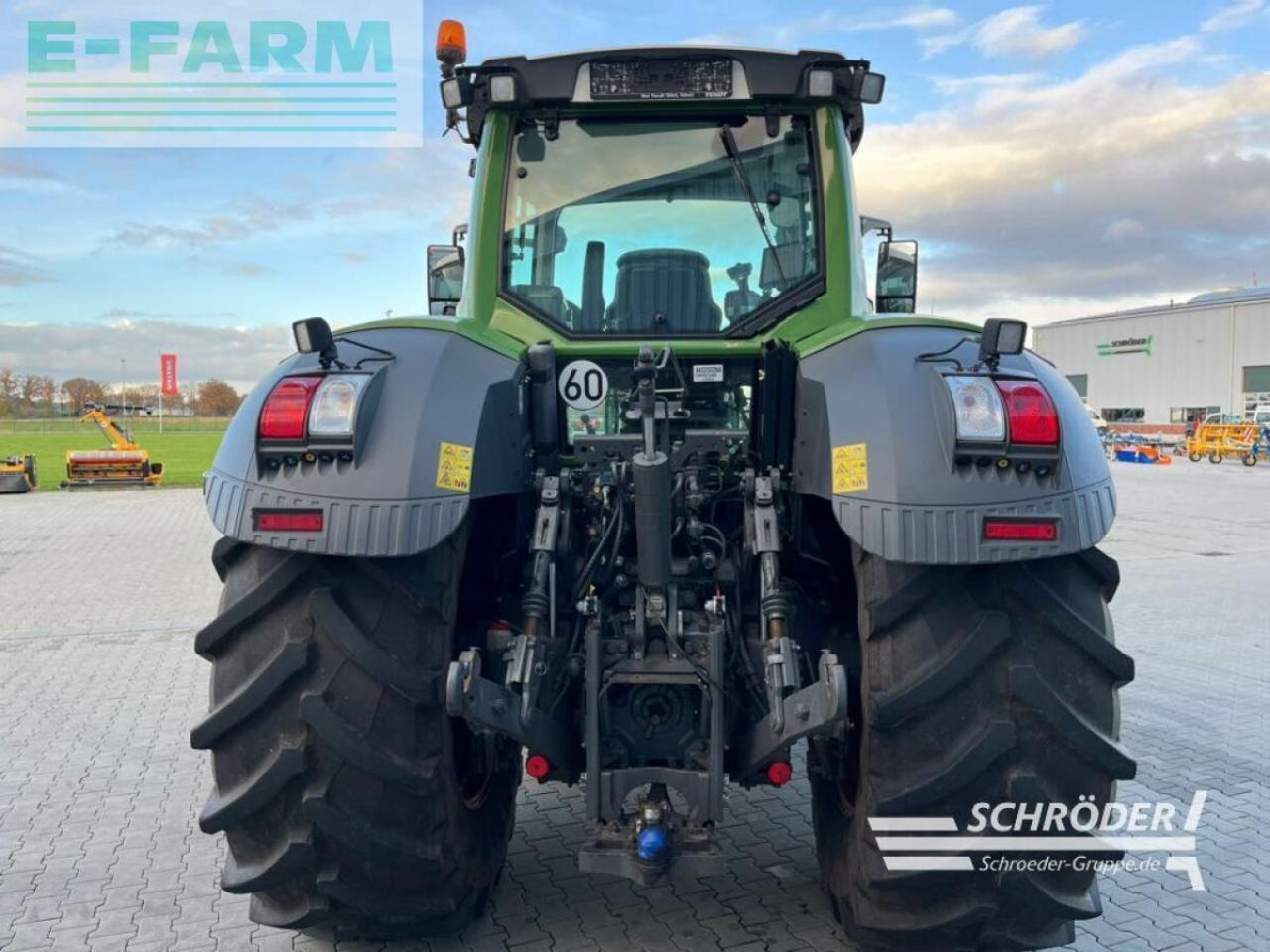 Fendt 828 vario s4 profi plus ProfiPlus - Traktor: das Bild 3 Fendt 828 vario s4 profi plus ProfiPlus - Traktor: das Bild 3