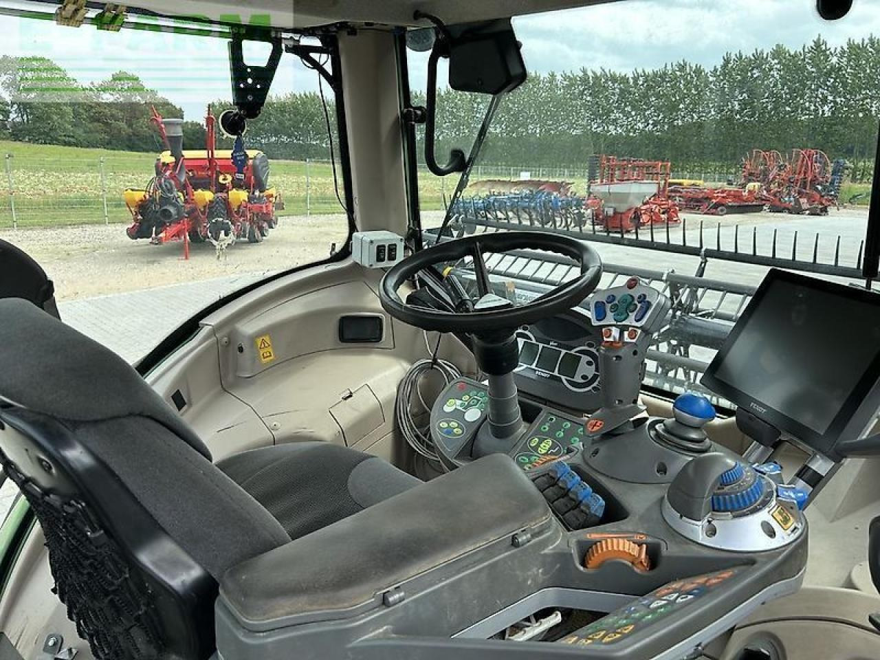 Fendt 828 vario scr - Traktor: das Bild 3 Fendt 828 vario scr - Traktor: das Bild 3