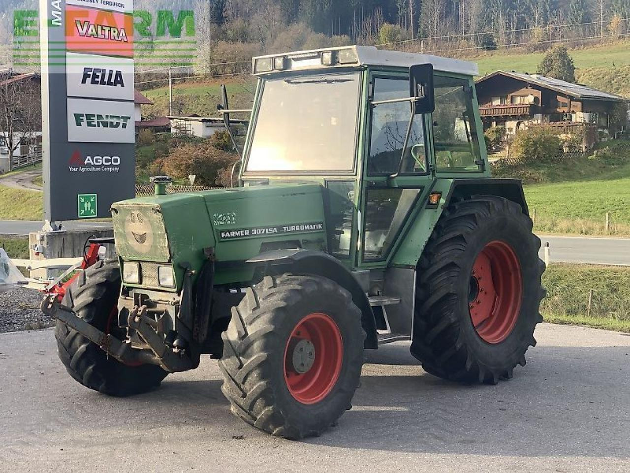 Fendt farmer 307 lsa 40 km/h - Traktor: das Bild 2 Fendt farmer 307 lsa 40 km/h - Traktor: das Bild 2