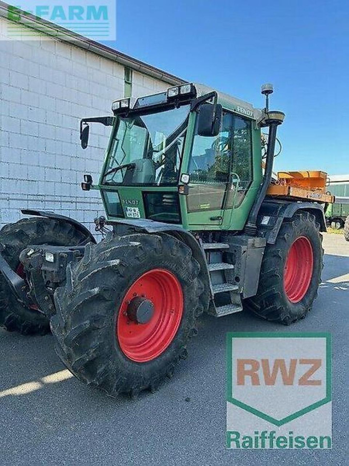 Traktor Fendt xylon 524 mit mulag ausleger: das Bild 12