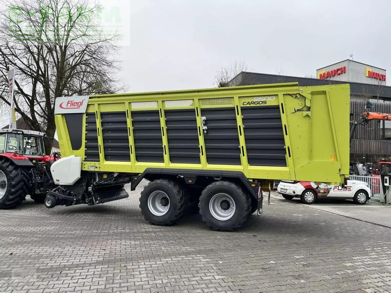 Fliegl cargos 9500 - Ladewagen: das Bild 3 Fliegl cargos 9500 - Ladewagen: das Bild 3