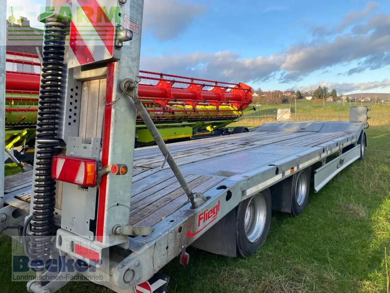 Fliegl dts-s 300 - Landwirtschaftlicher Plattformanhänger: das Bild 5 Fliegl dts-s 300 - Landwirtschaftlicher Plattformanhänger: das Bild 5