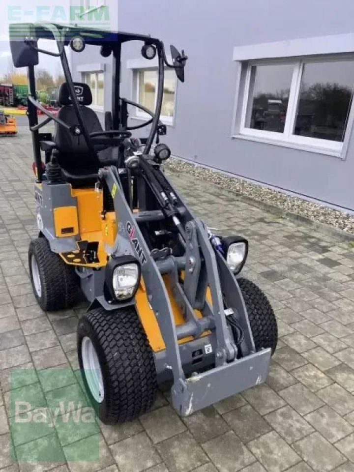 Giant g1200 - Minibagger: das Bild 3 Giant g1200 - Minibagger: das Bild 3