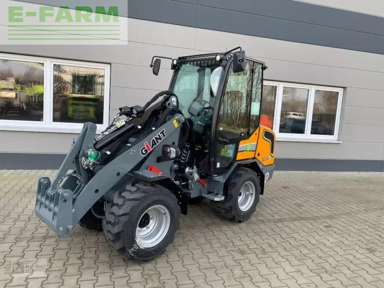 Giant g2700 elektro - Minibagger: das Bild 1 Giant g2700 elektro - Minibagger: das Bild 1