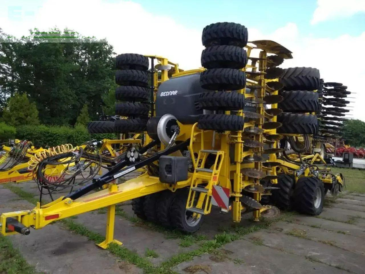 Horsch bednar omega 6000 - Sämaschine: das Bild 2 Horsch bednar omega 6000 - Sämaschine: das Bild 2