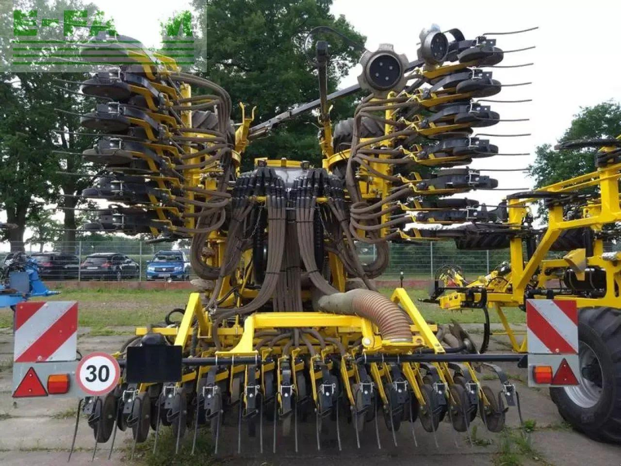 Horsch bednar omega 6000 - Sämaschine: das Bild 4 Horsch bednar omega 6000 - Sämaschine: das Bild 4