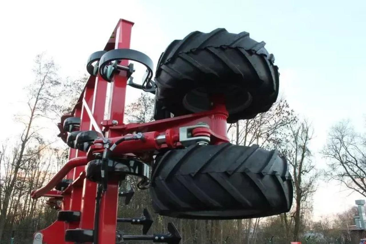 Horsch finer 6 sl - Grubber: das Bild 3 Horsch finer 6 sl - Grubber: das Bild 3