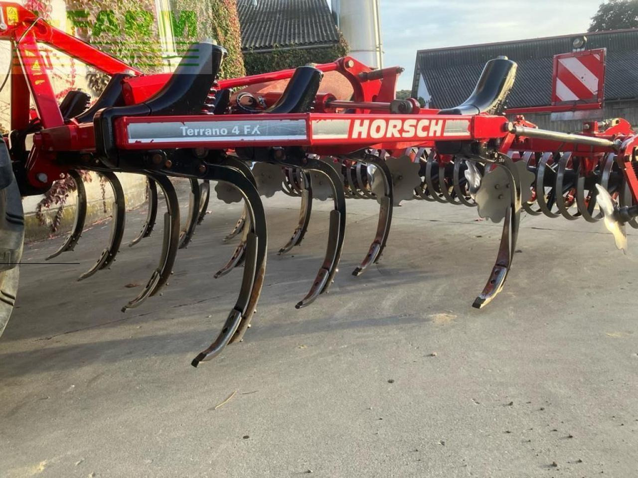 Horsch terrano 4fx - Grubber: das Bild 2 Horsch terrano 4fx - Grubber: das Bild 2