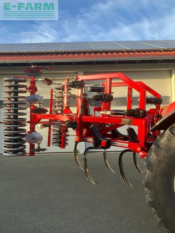 Horsch terrano 4fx - Grubber: das Bild 4 Horsch terrano 4fx - Grubber: das Bild 4