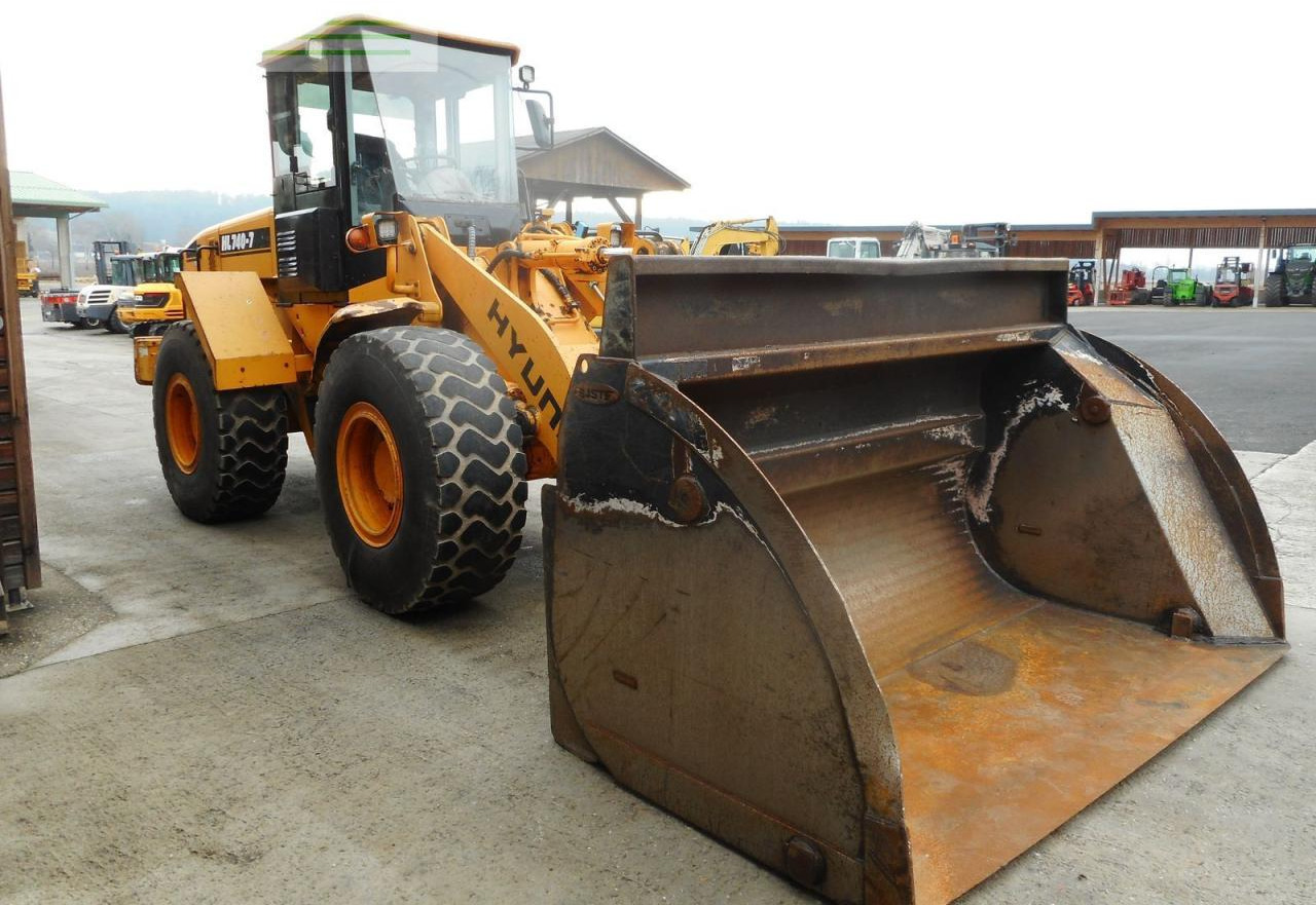 Hyundai hl740-7 mit hochkippschaufel u. volvo sw - Minibagger: das Bild 5 Hyundai hl740-7 mit hochkippschaufel u. volvo sw - Minibagger: das Bild 5