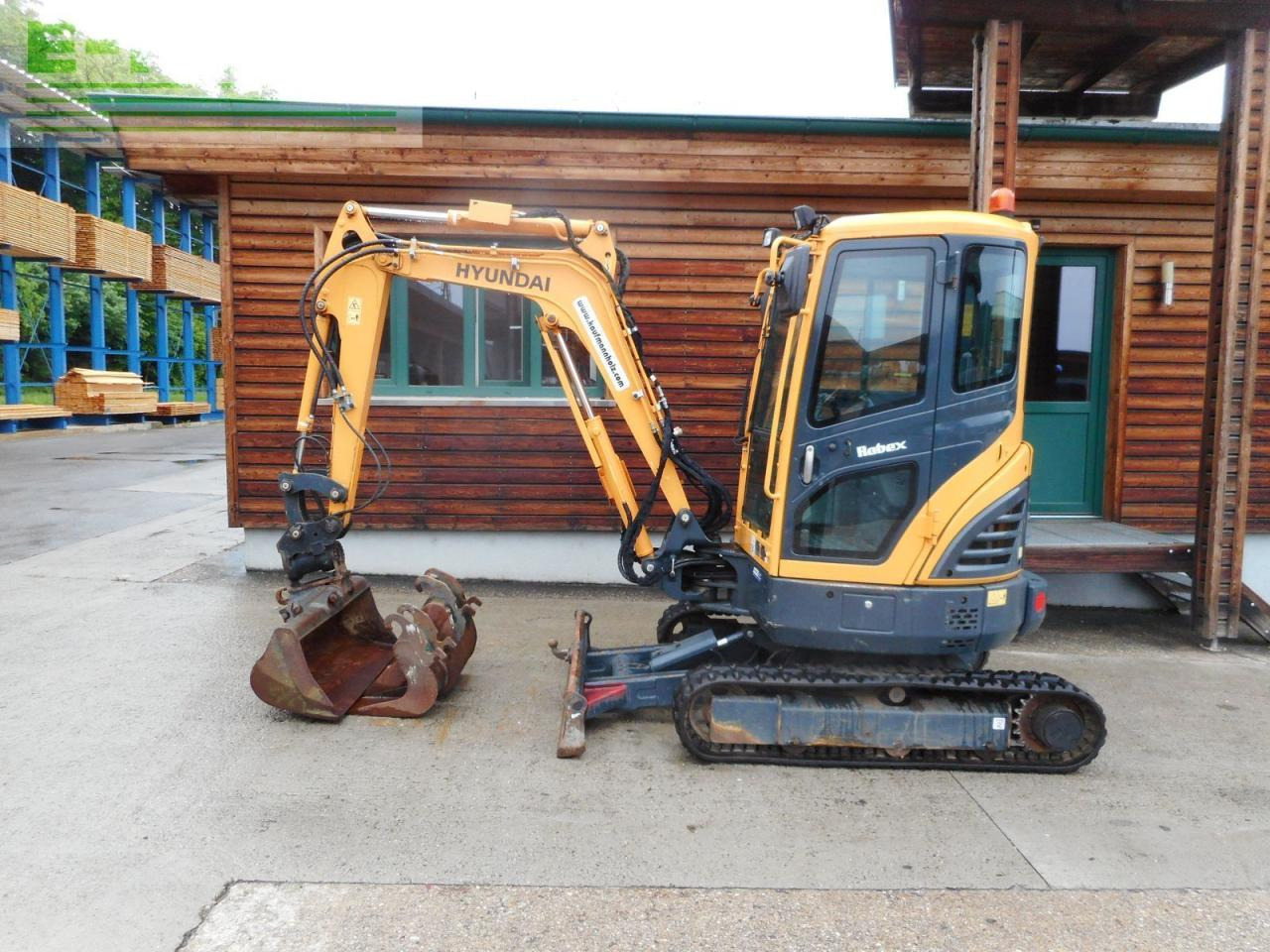 Hyundai robex 25 z-9ak ( 2.710kg ) powertilt + hydr. sch - Minibagger: das Bild 1 Hyundai robex 25 z-9ak ( 2.710kg ) powertilt + hydr. sch - Minibagger: das Bild 1