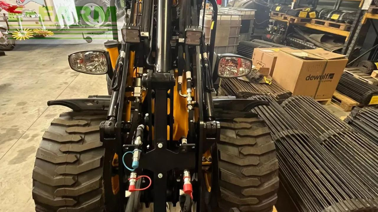 JCB 403 agri smart power - Minibagger: das Bild 2 JCB 403 agri smart power - Minibagger: das Bild 2