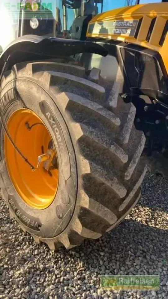Traktor JCB fastrac 4220: das Bild 7 Traktor JCB fastrac 4220: das Bild 7