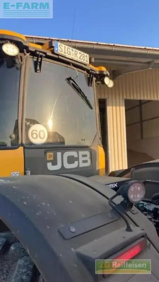 Traktor JCB fastrac 4220: das Bild 26 Traktor JCB fastrac 4220: das Bild 26