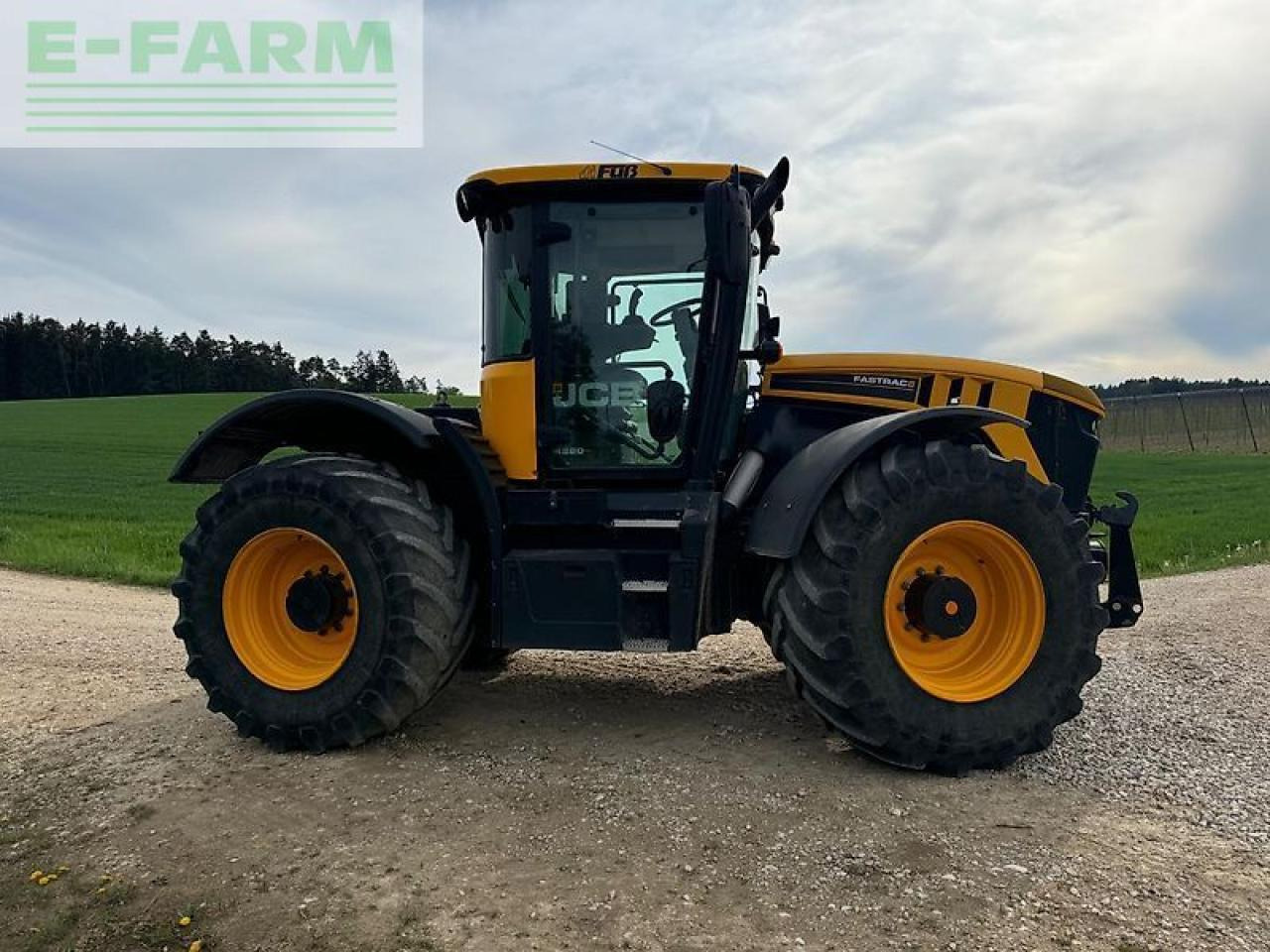 JCB fastrac 4220 - Traktor: das Bild 4 JCB fastrac 4220 - Traktor: das Bild 4