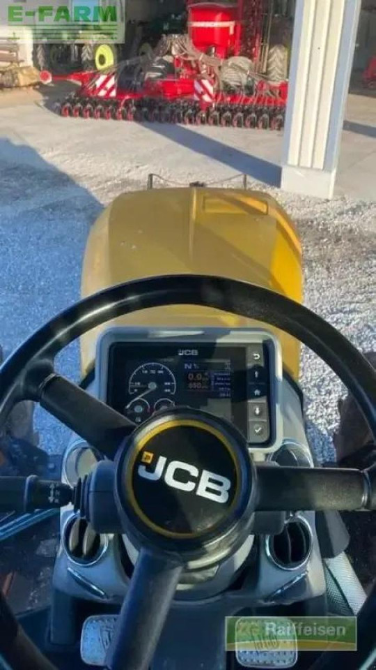 Traktor JCB fastrac 4220: das Bild 25 Traktor JCB fastrac 4220: das Bild 25