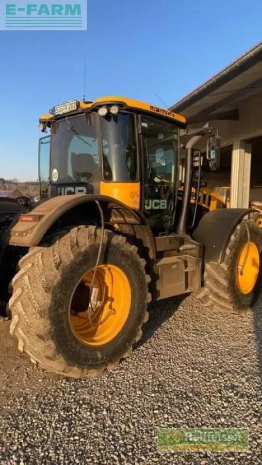Traktor JCB fastrac 4220: das Bild 12 Traktor JCB fastrac 4220: das Bild 12