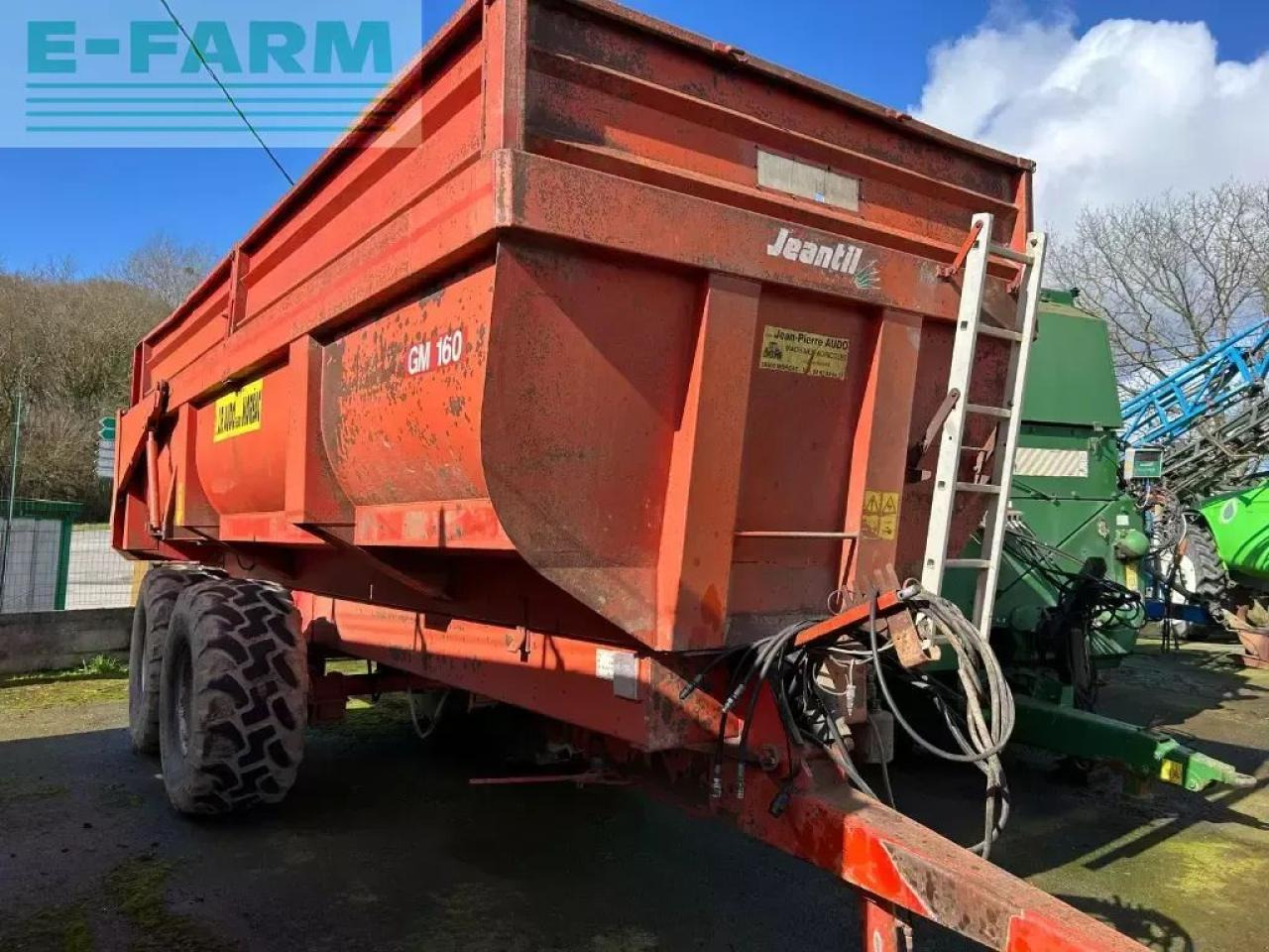 Jeantil gm160 - Landwirtschaftlicher Kipper: das Bild 2 Jeantil gm160 - Landwirtschaftlicher Kipper: das Bild 2