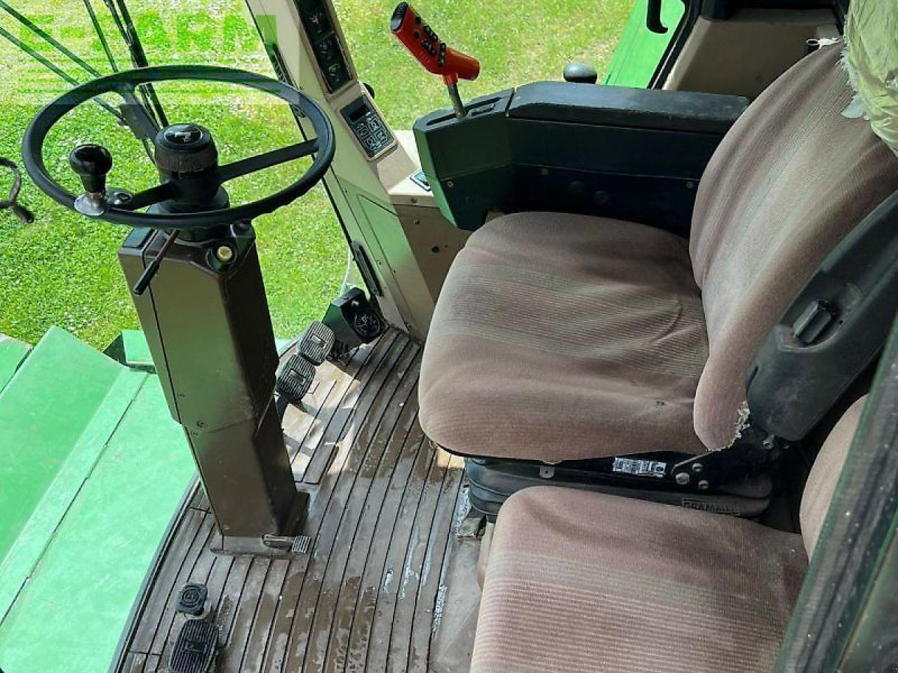 Mähdrescher John Deere 2066: das Bild 22