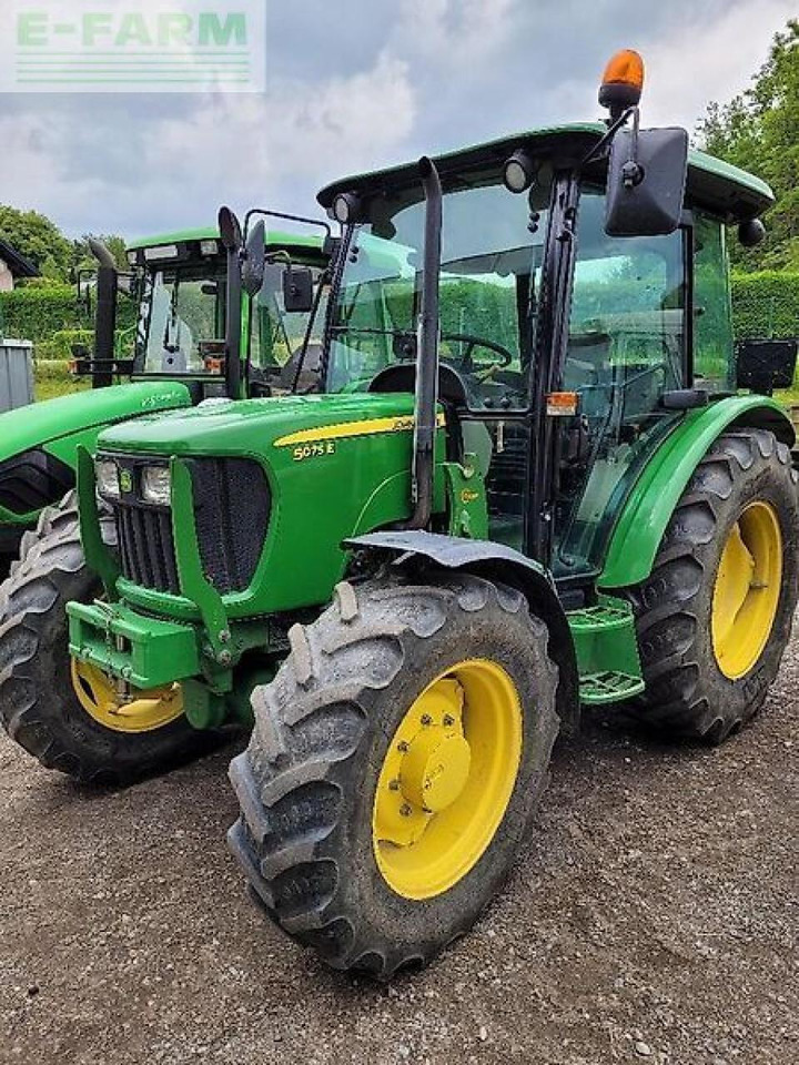 John Deere 5075 e - Traktor: das Bild 1 John Deere 5075 e - Traktor: das Bild 1