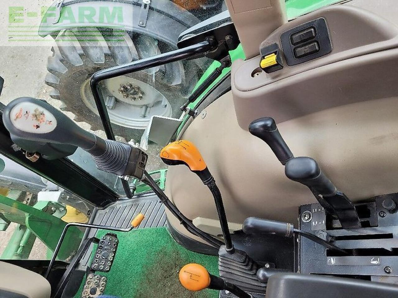 John Deere 5075 e - Traktor: das Bild 5 John Deere 5075 e - Traktor: das Bild 5