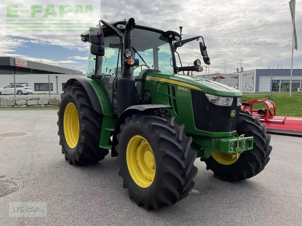 John Deere 5095m - Traktor: das Bild 2 John Deere 5095m - Traktor: das Bild 2
