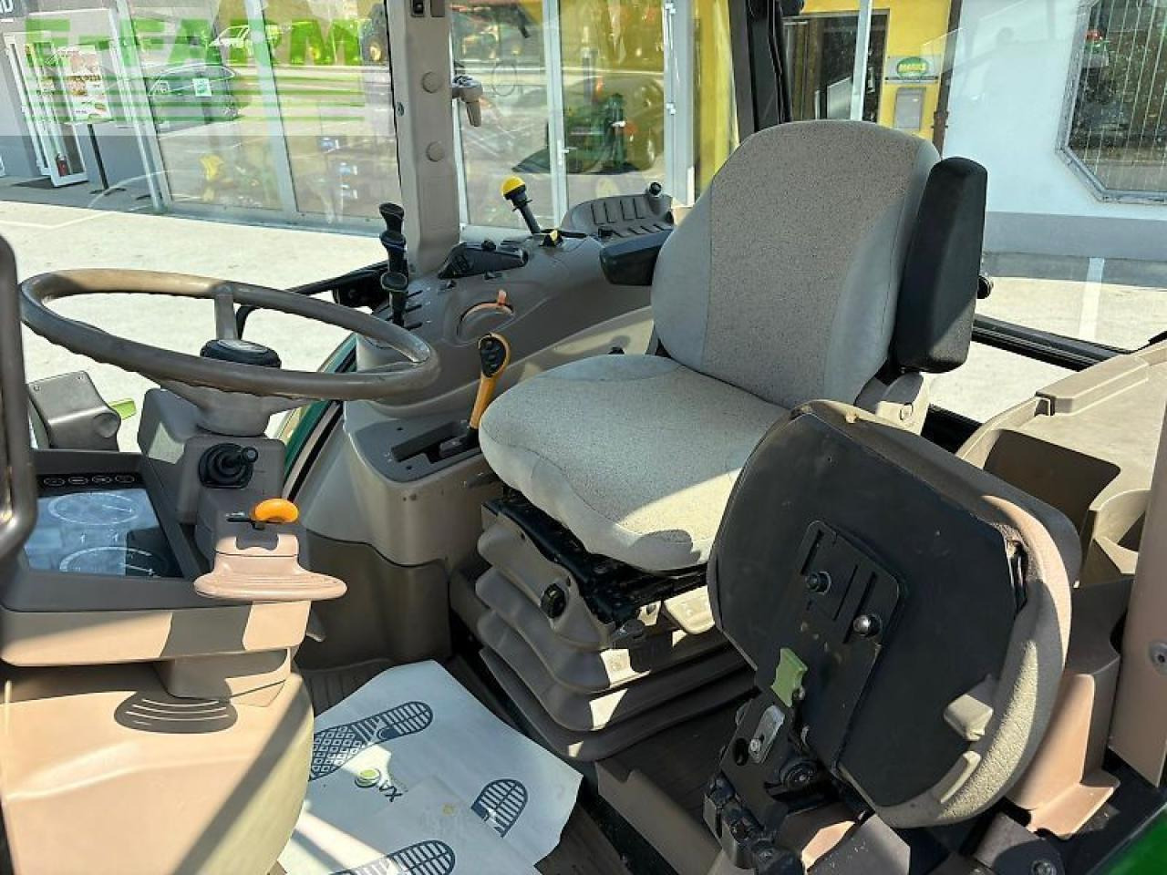 Traktor John Deere 6100rc: das Bild 13 Traktor John Deere 6100rc: das Bild 13