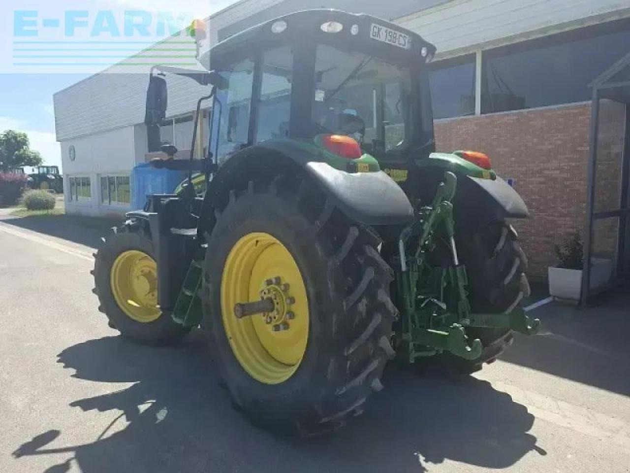 John Deere 6120m - Traktor: das Bild 4 John Deere 6120m - Traktor: das Bild 4