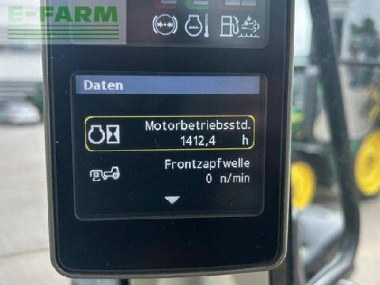 Traktor John Deere 6120m: das Bild 12 Traktor John Deere 6120m: das Bild 12