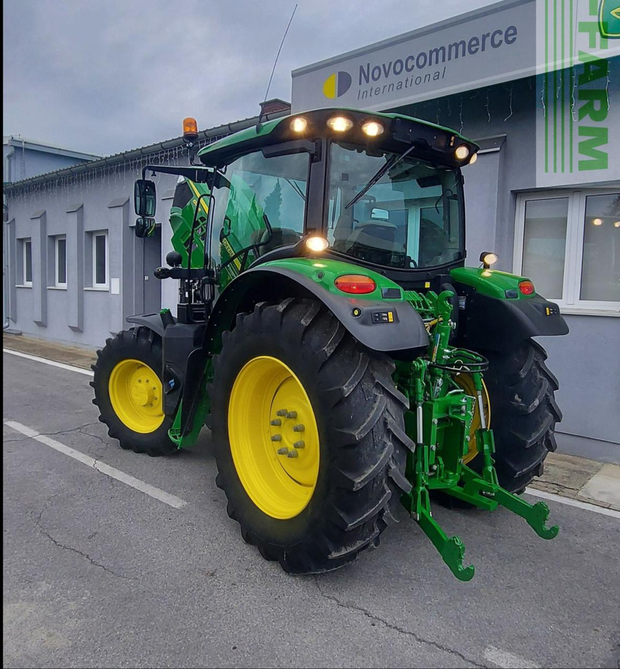 Traktor John Deere 6130R: das Bild 16