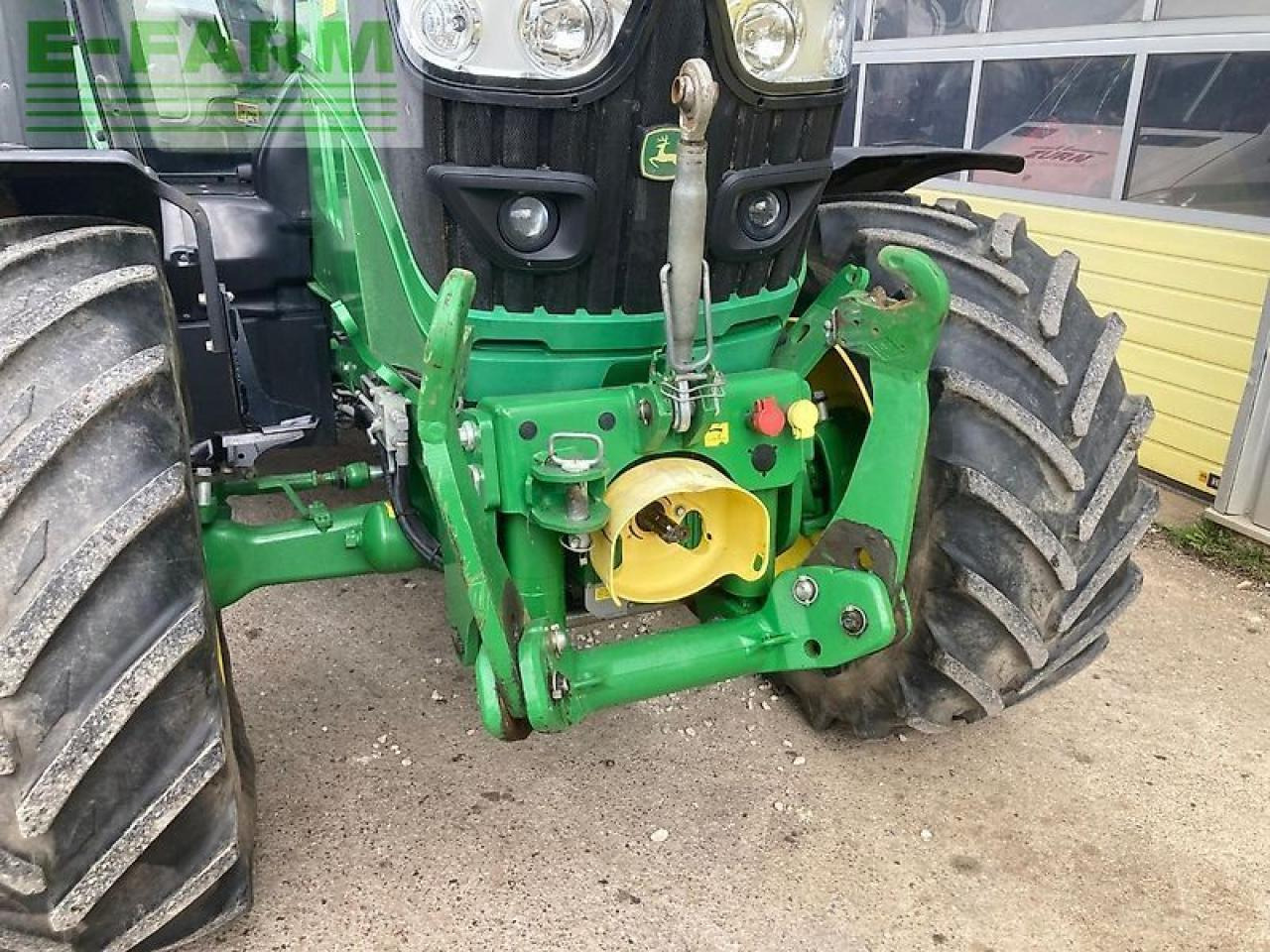 John Deere 6130r - Traktor: das Bild 3 John Deere 6130r - Traktor: das Bild 3