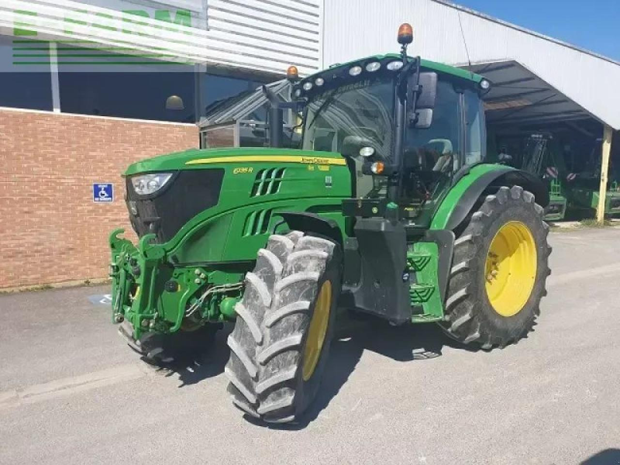 John Deere 6135r - Traktor: das Bild 1 John Deere 6135r - Traktor: das Bild 1