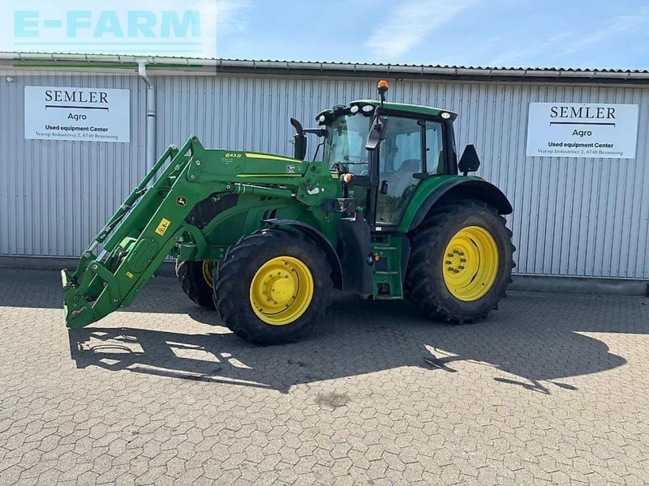 John Deere 6155m - Traktor: das Bild 1 John Deere 6155m - Traktor: das Bild 1