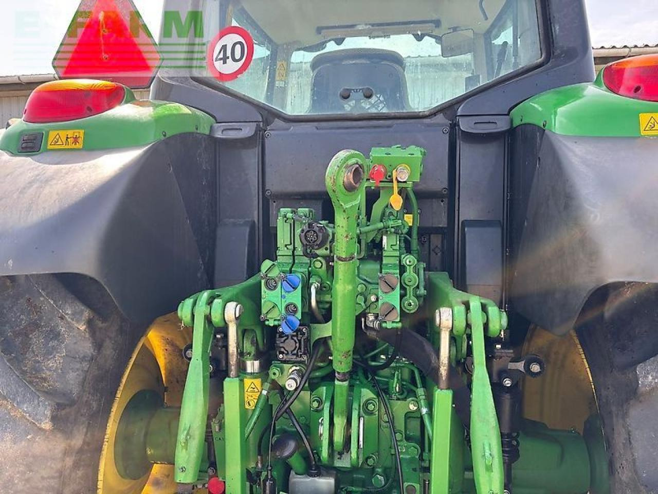 John Deere 6155m - Traktor: das Bild 3 John Deere 6155m - Traktor: das Bild 3