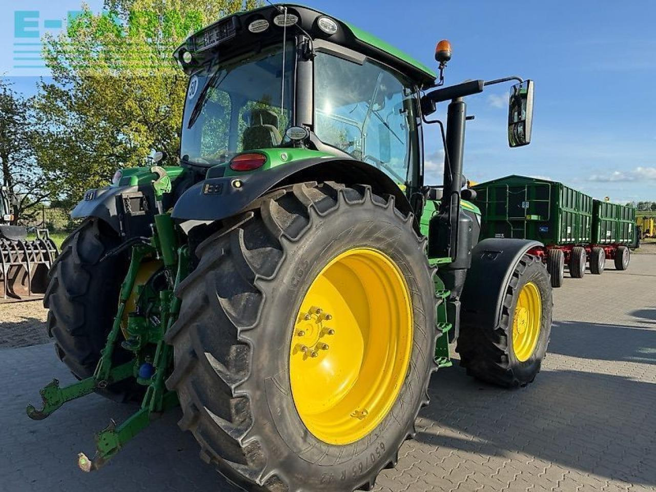 John Deere 6155r - Traktor: das Bild 5 John Deere 6155r - Traktor: das Bild 5