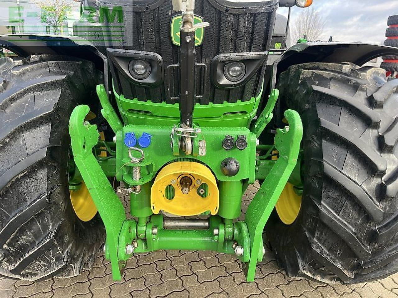 John Deere 6155r - Traktor: das Bild 5 John Deere 6155r - Traktor: das Bild 5