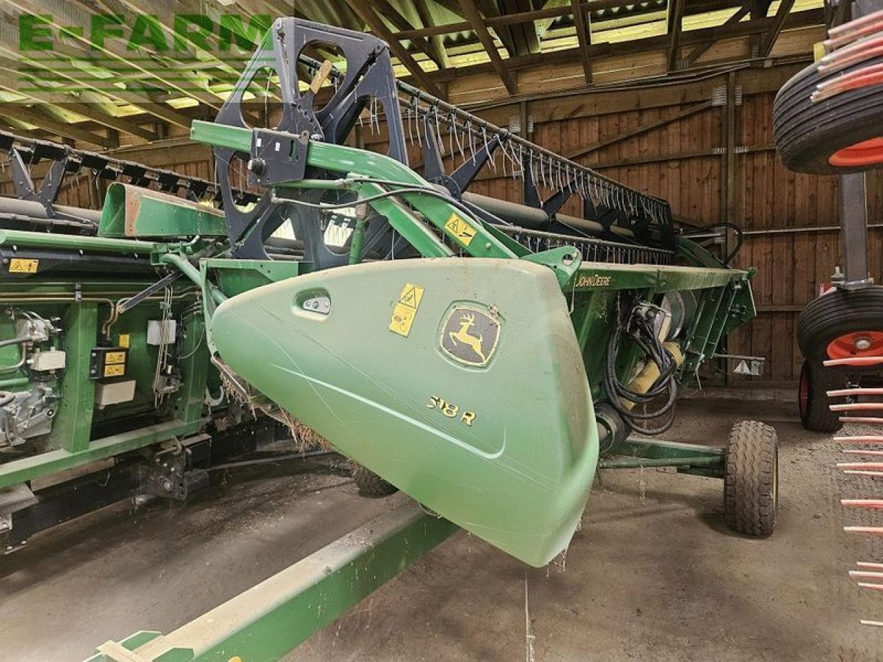 John Deere 618r + transportwagen - Schneidwerk: das Bild 1 John Deere 618r + transportwagen - Schneidwerk: das Bild 1