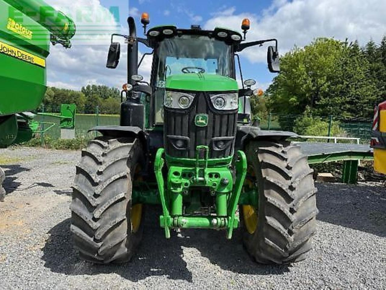 John Deere 6195m - Traktor: das Bild 2 John Deere 6195m - Traktor: das Bild 2