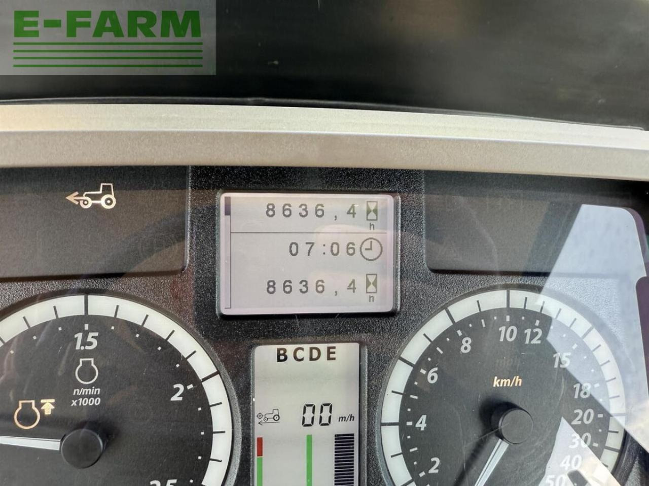 Traktor John Deere 6195m black: das Bild 18