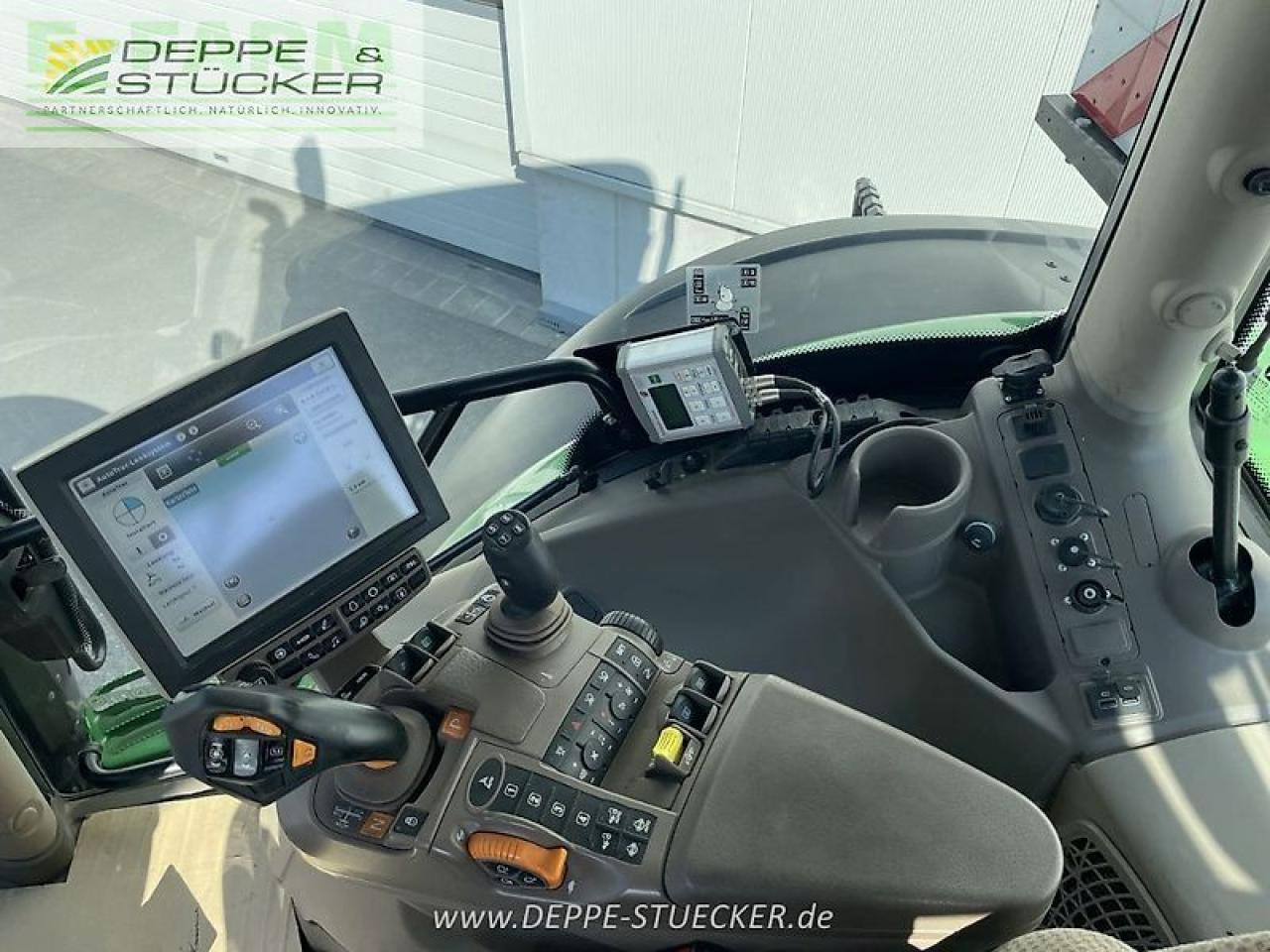 Traktor John Deere 6195r: das Bild 8 Traktor John Deere 6195r: das Bild 8