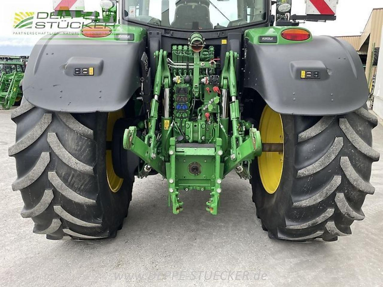 Traktor John Deere 6195r mit commandpro: das Bild 11