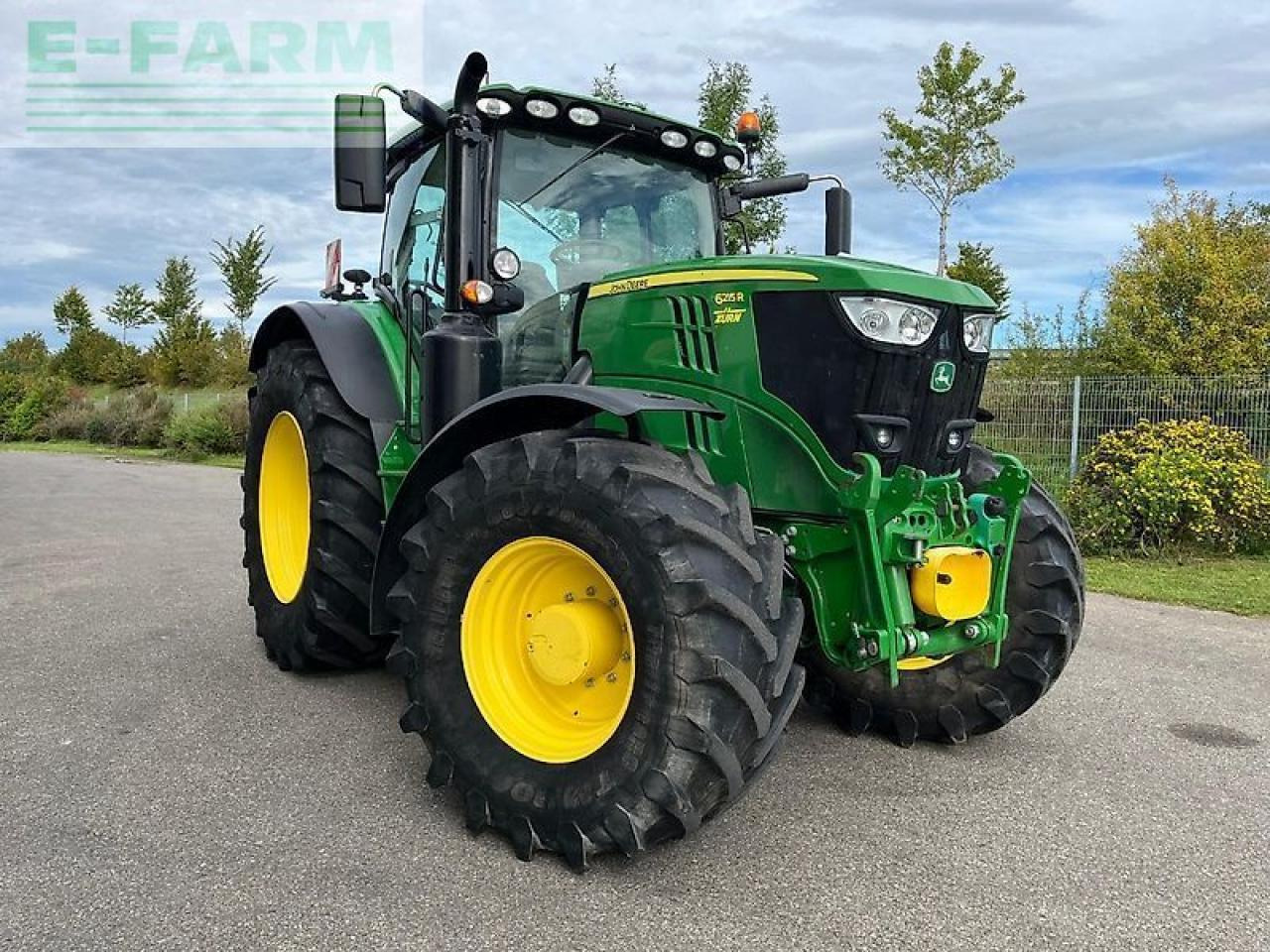 John Deere 6215r - Traktor: das Bild 3 John Deere 6215r - Traktor: das Bild 3