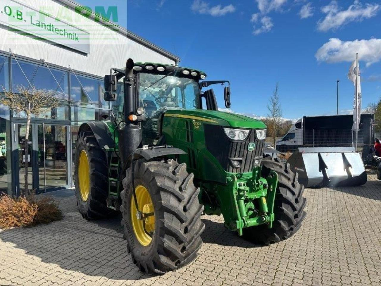 John Deere 6230r - Traktor: das Bild 2 John Deere 6230r - Traktor: das Bild 2