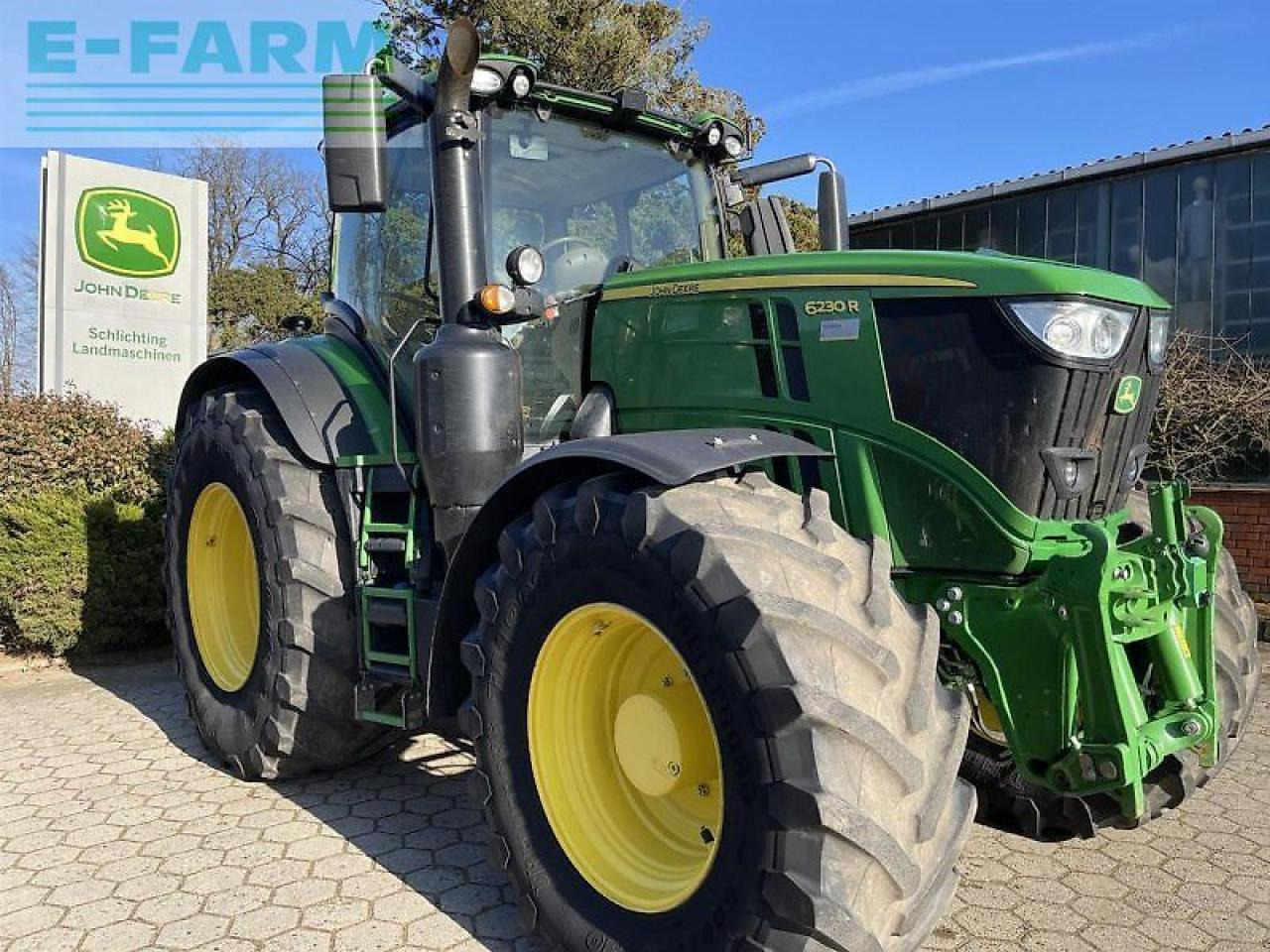 John Deere 6230r comandpro 50km at vorb. - Traktor: das Bild 1 John Deere 6230r comandpro 50km at vorb. - Traktor: das Bild 1