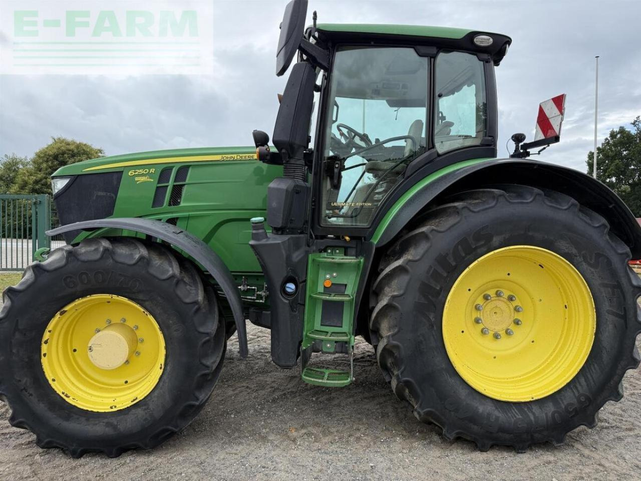 John Deere 6250r - Traktor: das Bild 2 John Deere 6250r - Traktor: das Bild 2