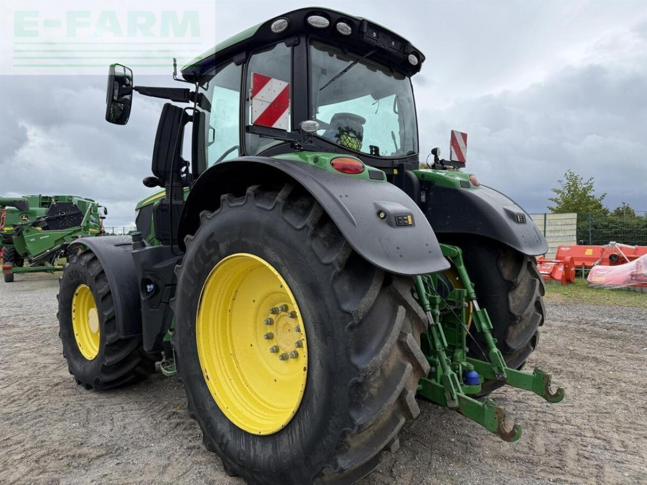 John Deere 6250r - Traktor: das Bild 3 John Deere 6250r - Traktor: das Bild 3